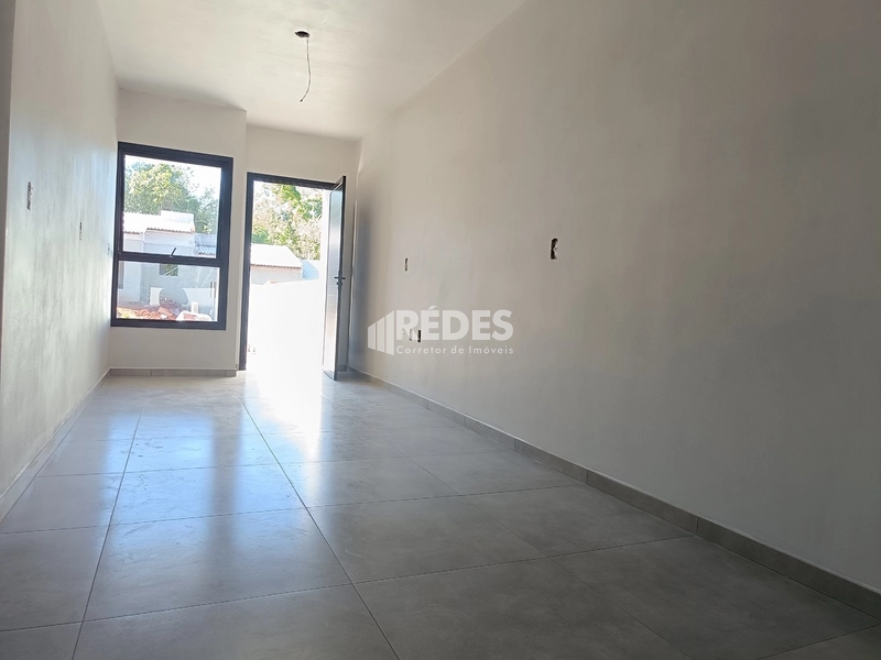 Casa 2 dorms: 2ª foto da galeria de imagens do imóvel