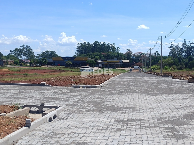 TERRENO EM ESTRELA: 1ª foto da galeria de imagens do imóvel