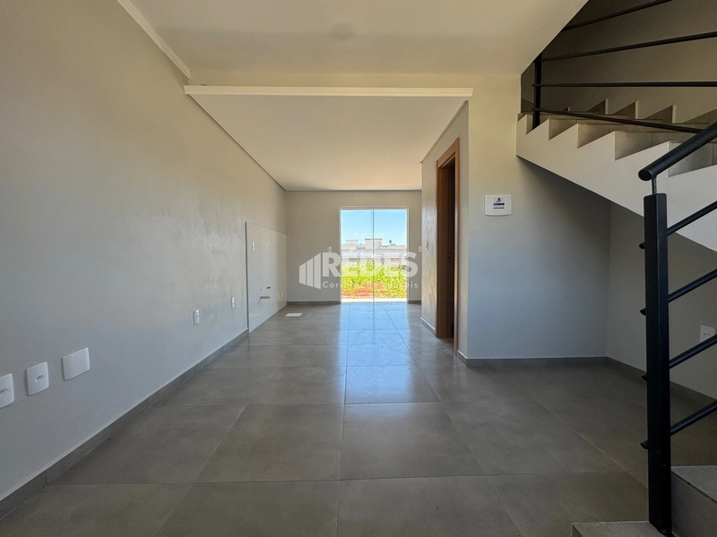 Sobrado 2 dorms: 2ª foto da galeria de imagens do imóvel