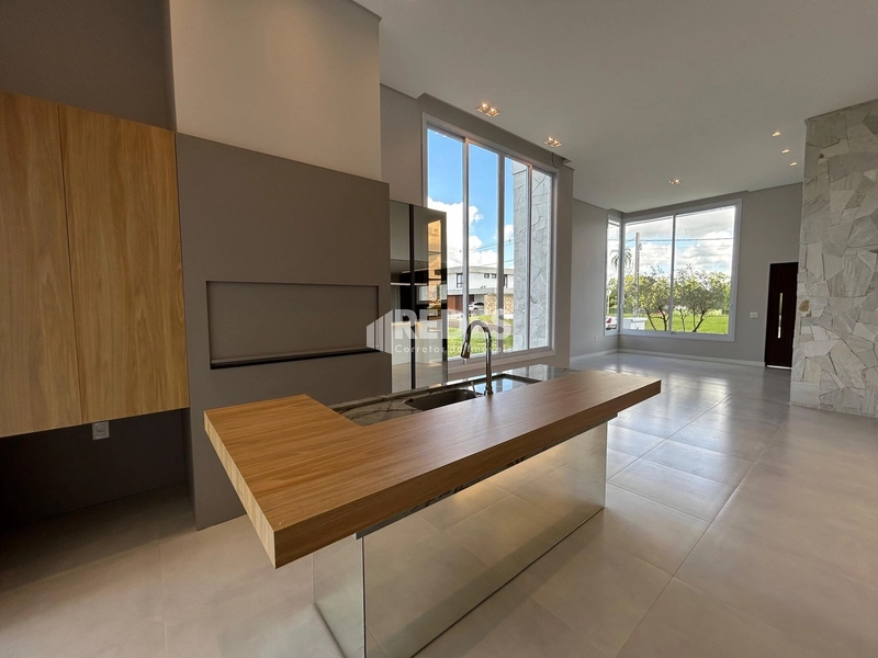 Casa 3 suítes: 22ª foto da galeria de imagens do imóvel