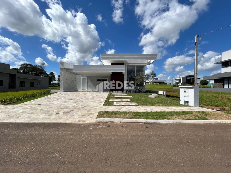 Casa 3 suítes: 2ª foto da galeria de imagens do imóvel