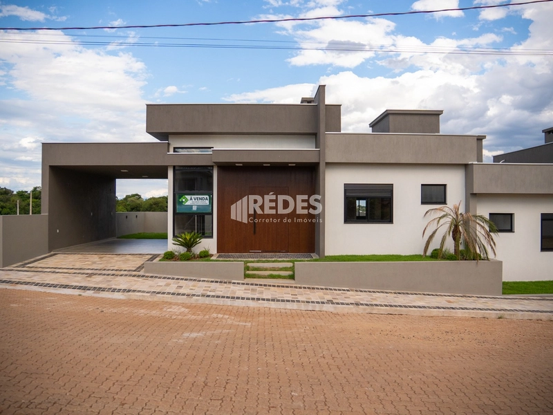 Casa 3 dorms (1 suíte)