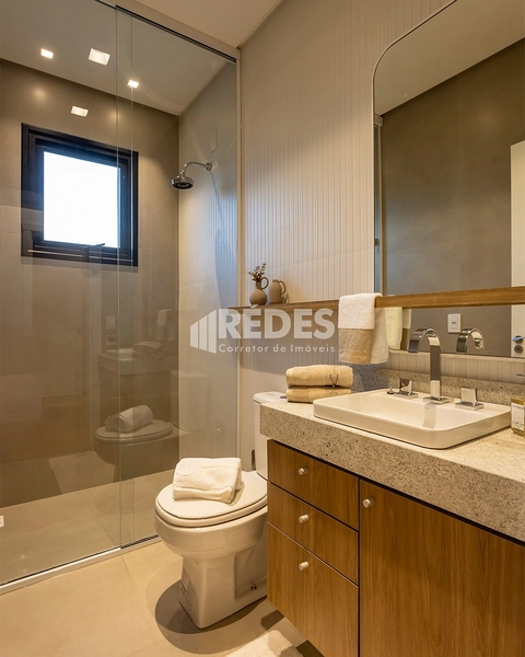 Casa 4 suítes: 9ª foto da galeria de imagens do imóvel