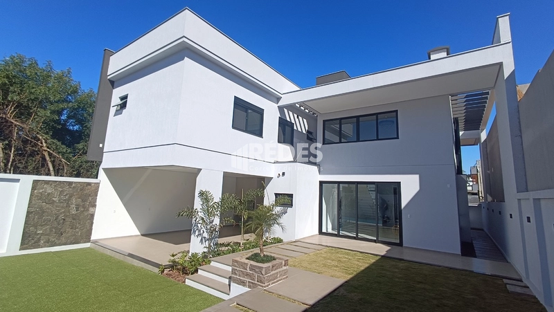 Casa 3 suítes e piscina: 5ª foto da galeria de imagens do imóvel