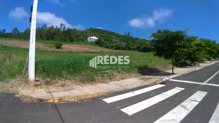 Terreno de esquina 15x30: 1ª foto da galeria de imagens do imóvel