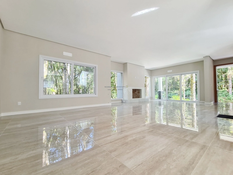 Casa, 321 m2, com 3 suítes, em Canela: 27ª foto da galeria de imagens do imóvel