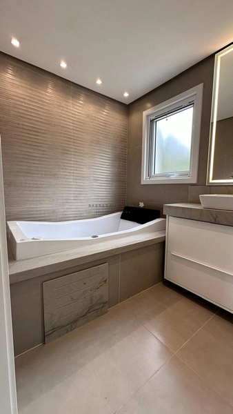 CASA COM 4 SUÍTES EM CONDOMÍNIO FECHADO EM CANELA: 54ª foto da galeria de imagens do imóvel