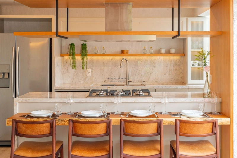 Casa com 240m², 4 dormitórios sendo 2 suítes: 5ª foto da galeria de imagens do imóvel