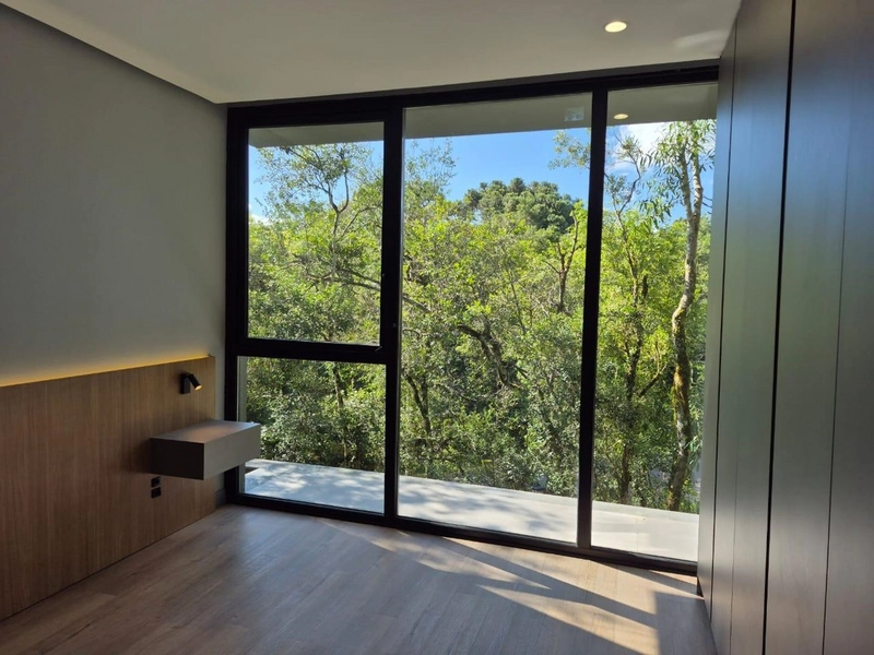 Casa com 230m², 03 suítes em condomínio Pinheiro Grosso em Canela: 63ª foto da galeria de imagens do imóvel