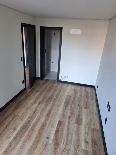 Apartamento no centro de Canela: 1ª foto da galeria de imagens do imóvel