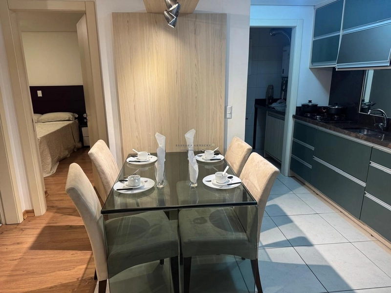 Apartamento, 1 dormitório totalmente mobiliado na Av. Central: 4ª foto da galeria de imagens do imóvel
