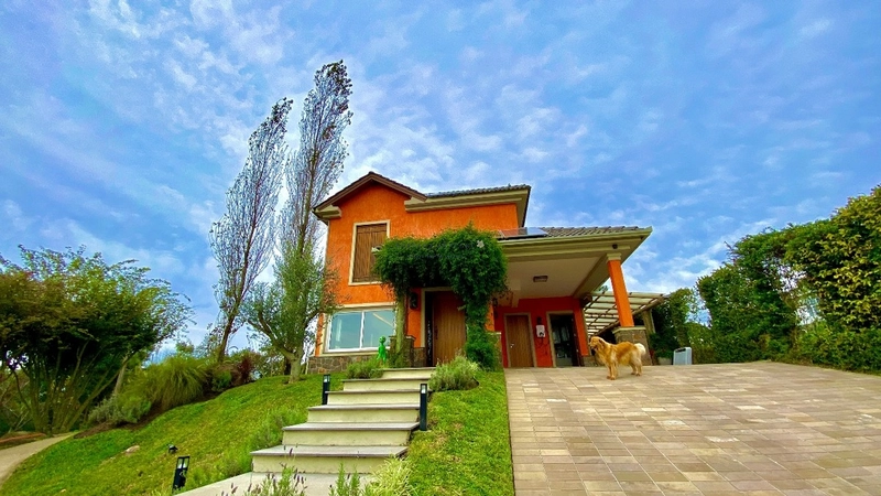 Casa, no bairro Morada da Serra em Gramado: 3ª foto da galeria de imagens do imóvel