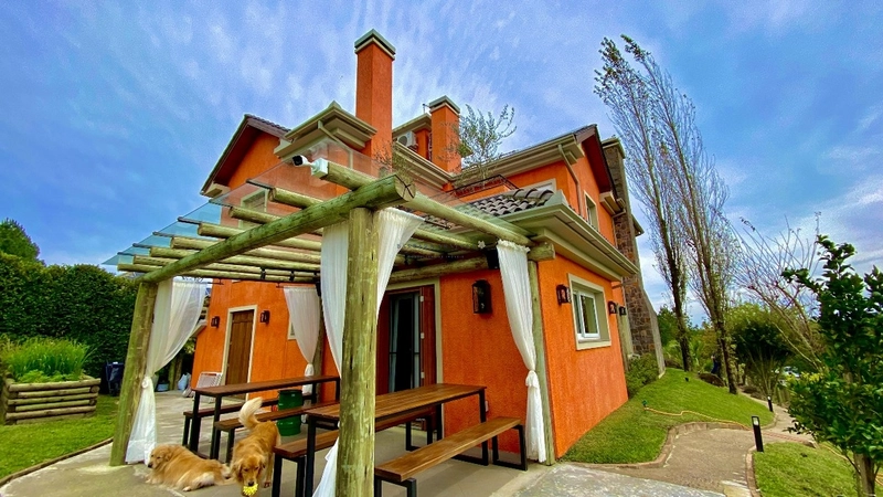 Casa, no bairro Morada da Serra em Gramado: 7ª foto da galeria de imagens do imóvel