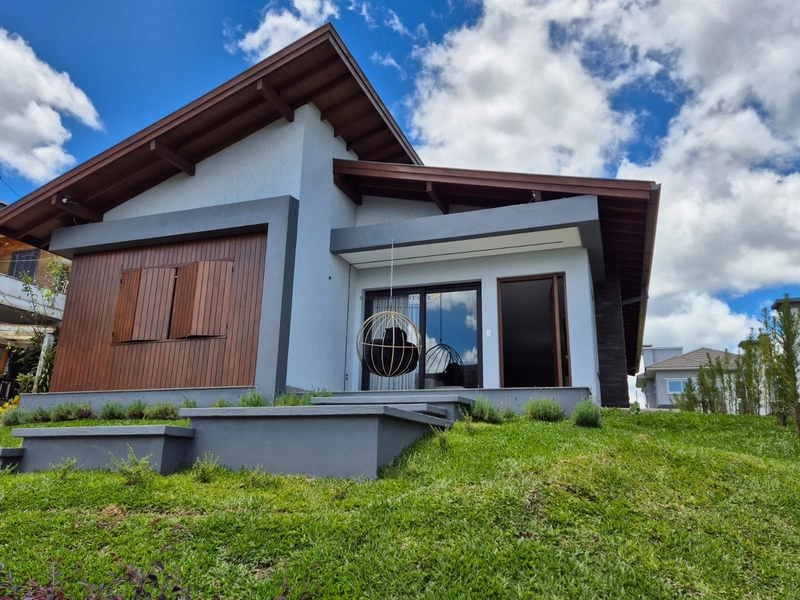 Casa com 03 suítes, 170m² no Loteamento Morada do Serra: 1ª foto da galeria de imagens do imóvel