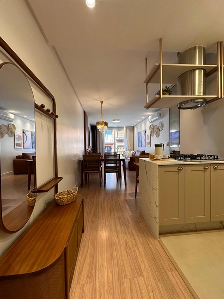 Apartamento com 2 dormitórios, sendo 1 suíte no centro de Gramado.: 17ª foto da galeria de imagens do imóvel
