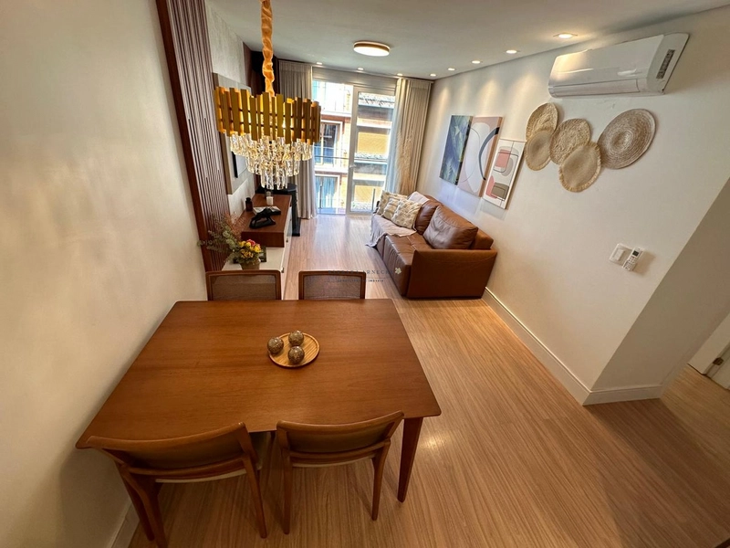 Apartamento com 2 dormitórios, sendo 1 suíte no centro de Gramado.: 8ª foto da galeria de imagens do imóvel