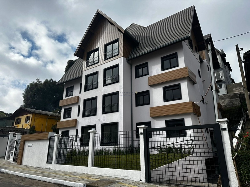 Apartamento, 2 dormitórios sendo 1 suíte, bairro Dutra em Gramado: 2ª foto da galeria de imagens do imóvel