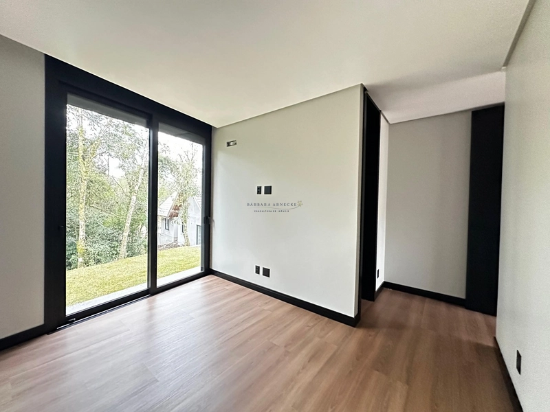Casa 3 suítes Gramado.: 21ª foto da galeria de imagens do imóvel