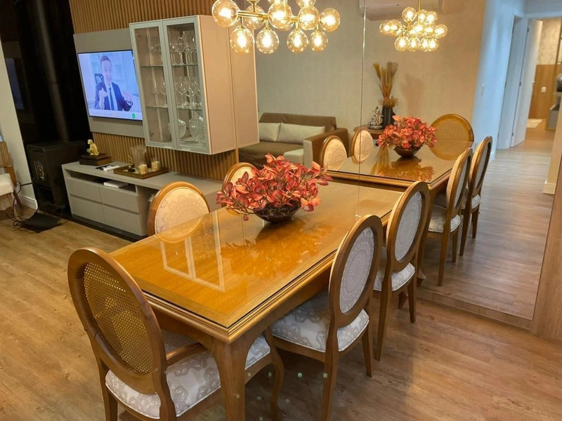 Apartamento com 2 suítes no centro, em Gramado: 2ª foto da galeria de imagens do imóvel