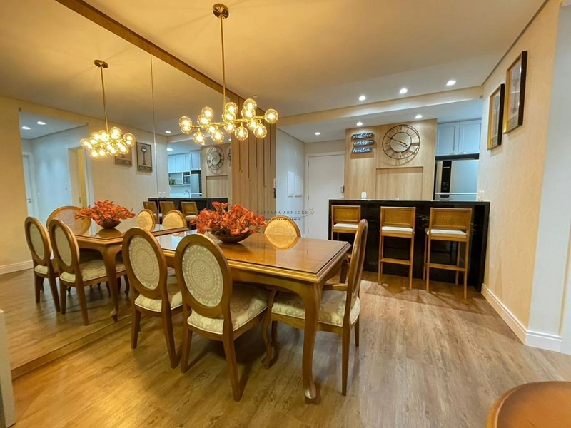 Apartamento com 2 suítes no centro, em Gramado: 3ª foto da galeria de imagens do imóvel