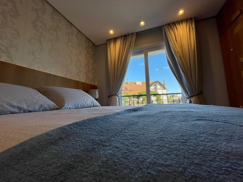 Apartamento com 2 suítes no centro, em Gramado: 23ª foto da galeria de imagens do imóvel