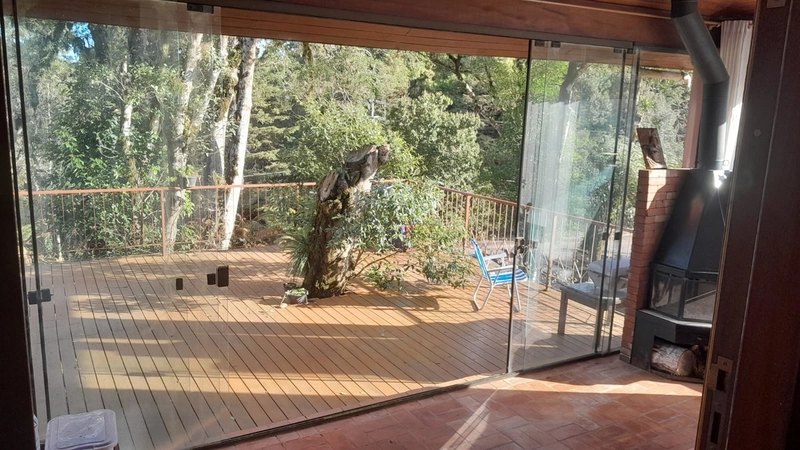 CASA DE ESQUINA EM CANELA: 4ª foto da galeria de imagens do imóvel