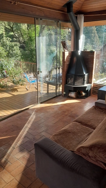 CASA DE ESQUINA EM CANELA: 5ª foto da galeria de imagens do imóvel