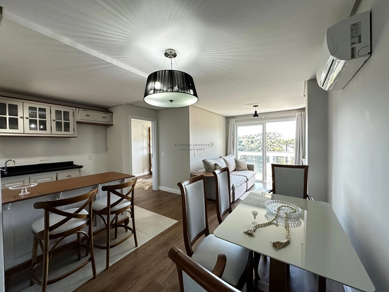 Apartamento 1 suíte em Canela. Mobiliado, decorado e equipado.