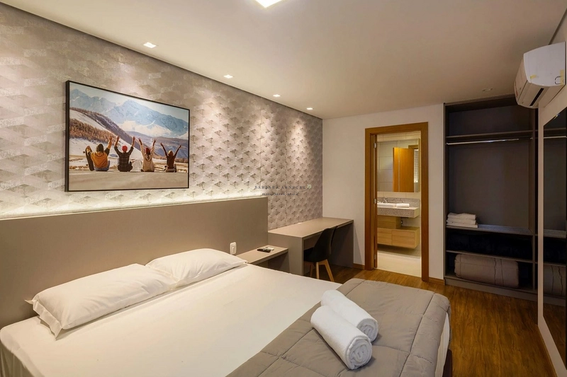 Apartamento com 2 dormitórios sendo 01 suíte em Gramado