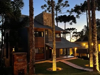 Casa 520m² com 4 suítes em condomínio de alto padrão em Gramado: 15ª foto da galeria de imagens do imóvel