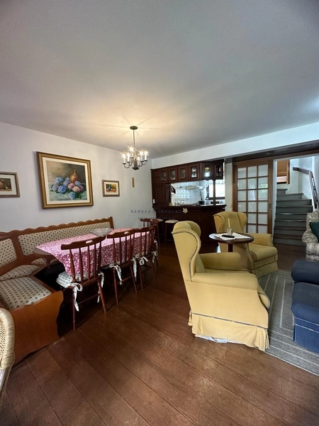 Casa 4 dormitórios em Gramado.: 2ª foto da galeria de imagens do imóvel