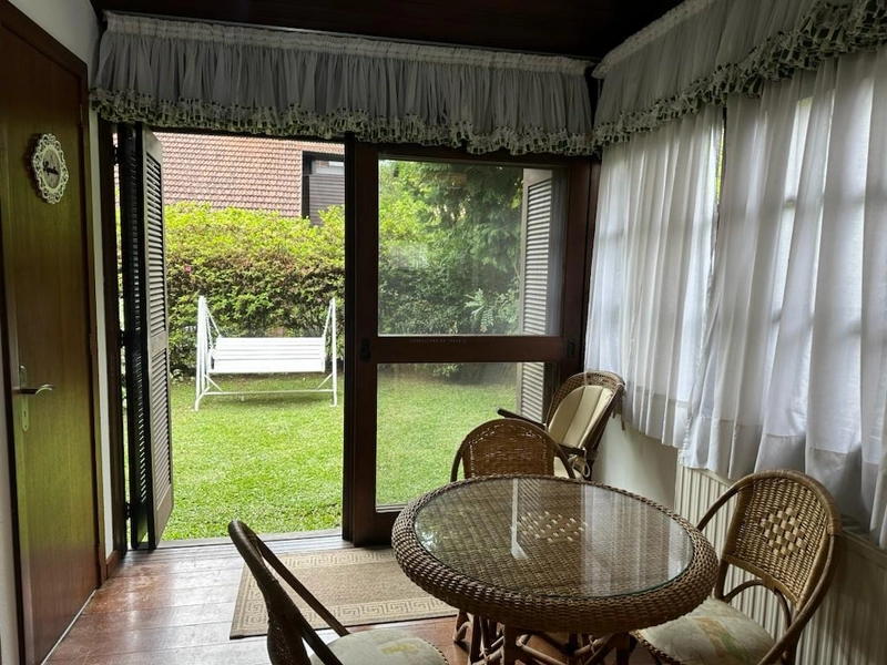 Casa 4 dormitórios em Gramado.: 4ª foto da galeria de imagens do imóvel