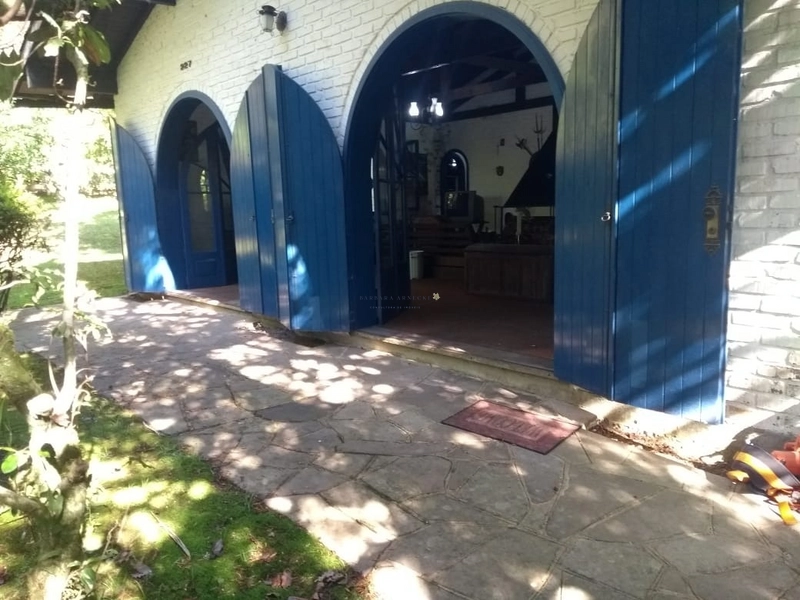 Excelente residência próxima ao Lago negro.: 8ª foto da galeria de imagens do imóvel