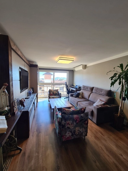 Apartamento a poucos metros da Catedral de Pedras em Canela.: 2ª foto da galeria de imagens do imóvel