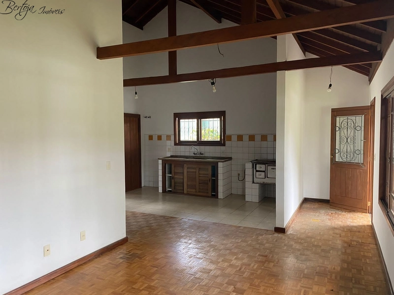 Casa na Avenida Central: 9ª foto da galeria de imagens do imóvel