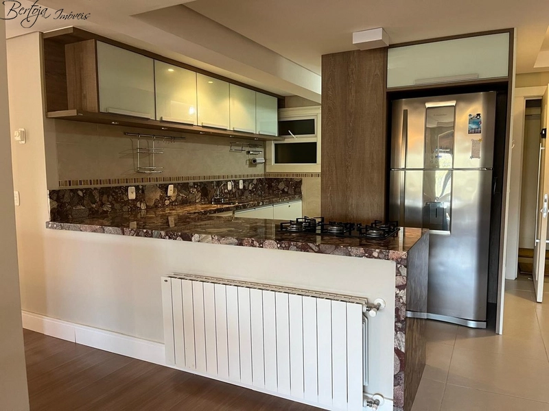 Apartamento com 03 suítes no Centro de Gramado: 4ª foto da galeria de imagens do imóvel