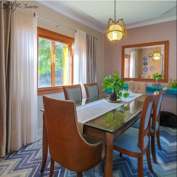 Casa na Avenida Central: 13ª foto da galeria de imagens do imóvel