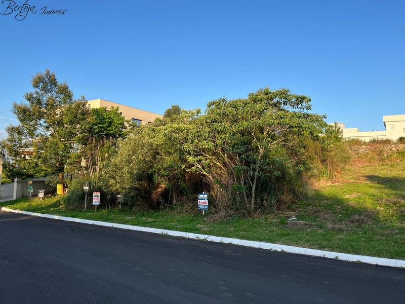 Terreno no Loteamento Morada da Serra: 1ª foto da galeria de imagens do imóvel