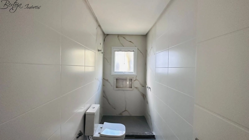 Casa no Vivendas do Arvoredo: 22ª foto da galeria de imagens do imóvel