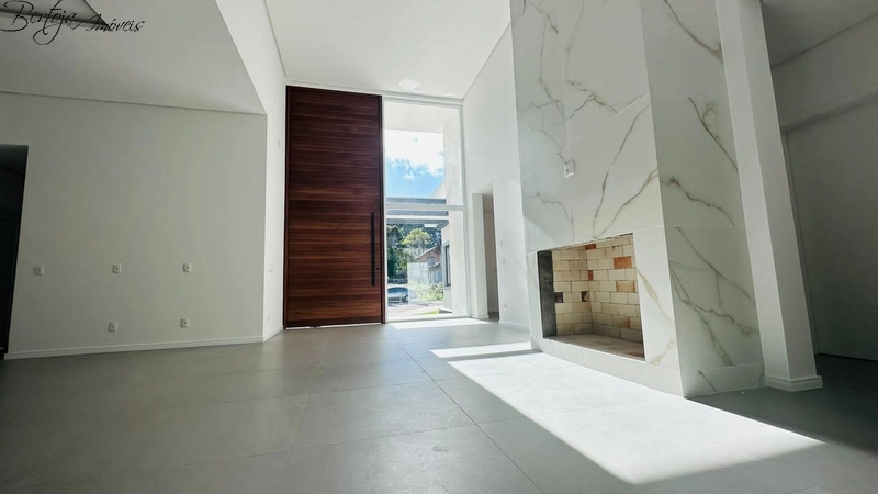 Casa no Vivendas do Arvoredo: 11ª foto da galeria de imagens do imóvel