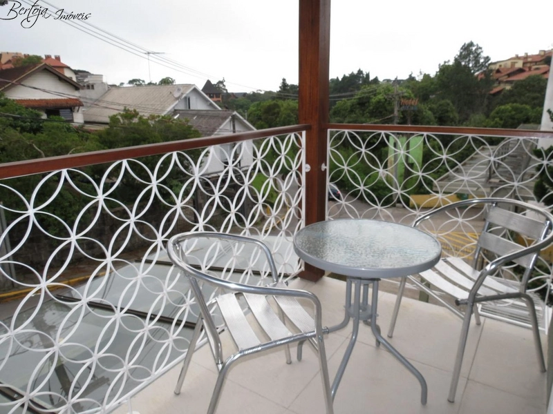 Pousada com 14 apartamentos no Centro de Gramado: 2ª foto da galeria de imagens do imóvel