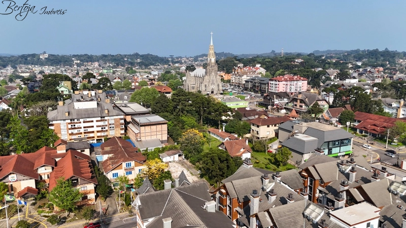 Cobertura em Canela com vista para a Catedral de Pedra: 2ª foto da galeria de imagens do imóvel