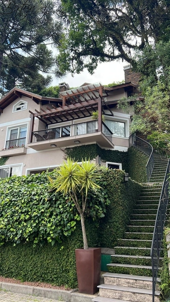Casa no Quinta da Serra em Canela: 2ª foto da galeria de imagens do imóvel