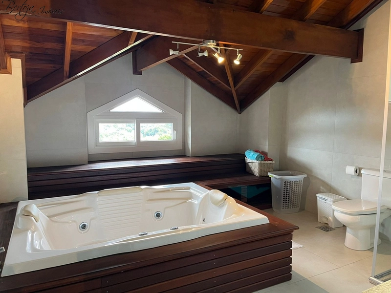 Casa no Quinta da Serra em Canela: 22ª foto da galeria de imagens do imóvel
