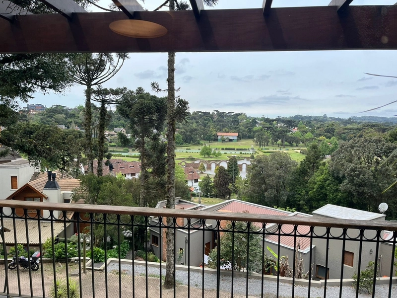 Casa no Quinta da Serra em Canela: 4ª foto da galeria de imagens do imóvel