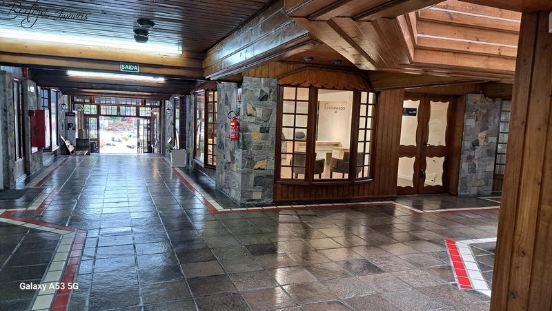 Sala comercial no Edifício Pedras Brancas no Centro: 2ª foto da galeria de imagens do imóvel