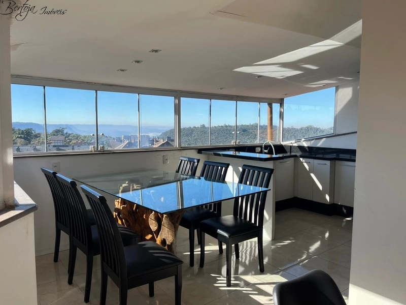 Apartamento duplex no centro: 11ª foto da galeria de imagens do imóvel