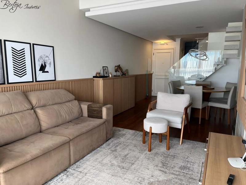 Apartamento duplex no centro: 12ª foto da galeria de imagens do imóvel