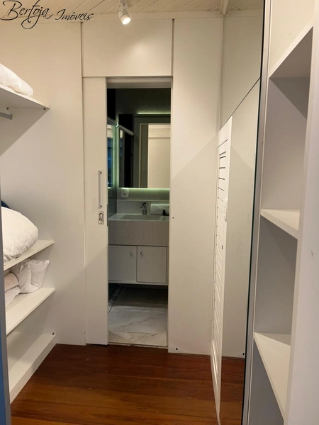 Apartamento duplex no centro: 25ª foto da galeria de imagens do imóvel