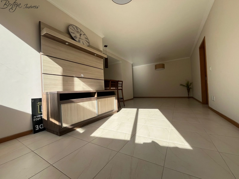 Apartamento 02 suítes no centro: 3ª foto da galeria de imagens do imóvel